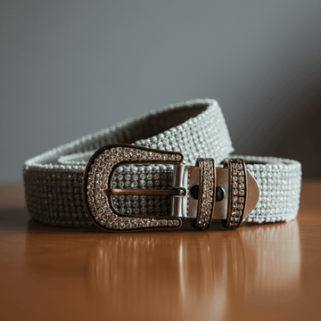 How to Pick a Rhinestone Belt That Won’t Tarnish