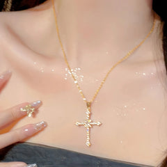 Exquisite Cross Rhinestone Pendant Necklace