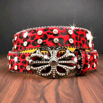 Roter Strassgürtel mit Herzschnalle und Glitzerband